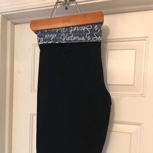 Victoria secret leggings.
